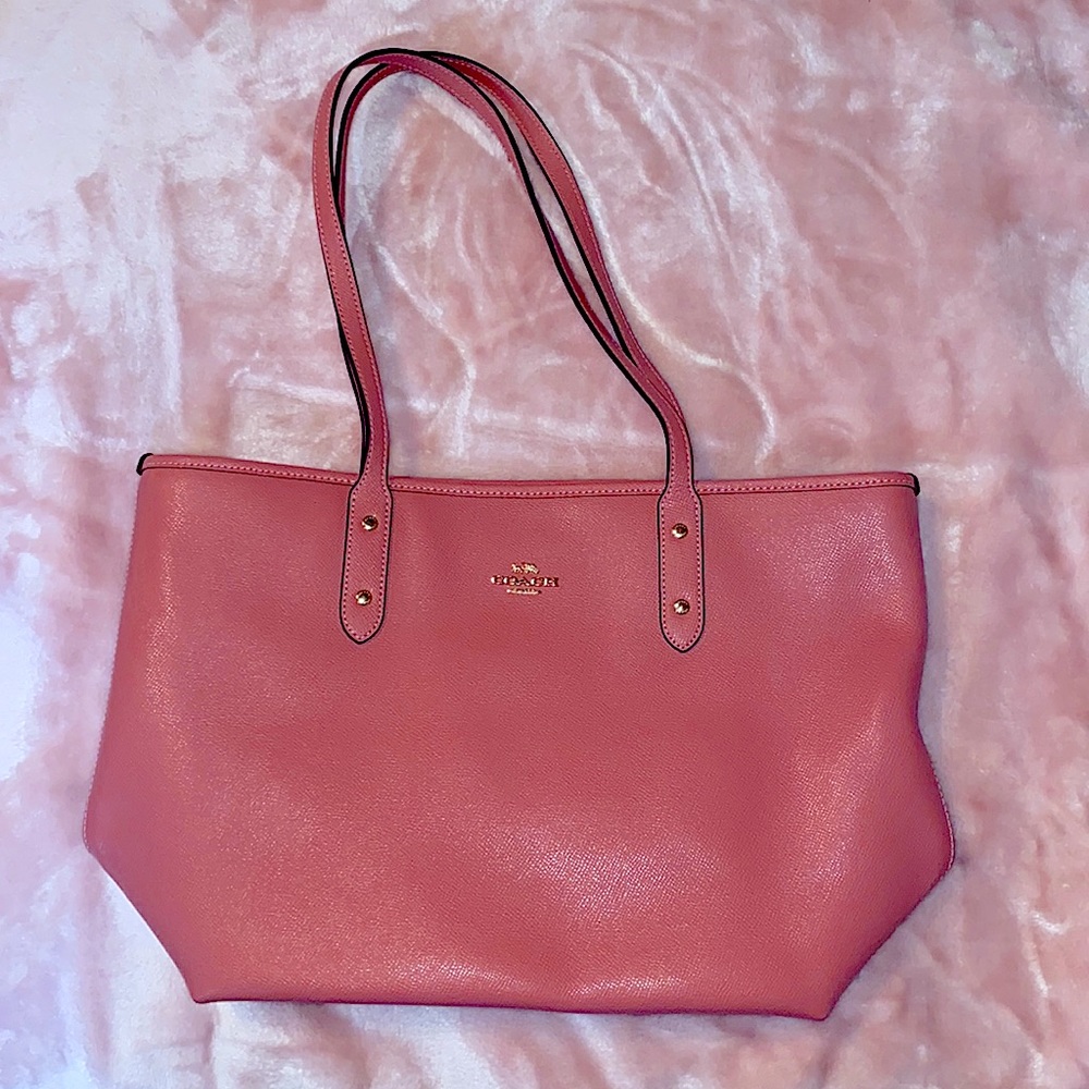Coach Medium Tote Bag